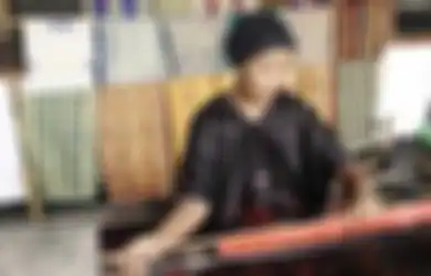 Dulu Songket Sukarara Hanya Bisa Diperoleh Setelah Kawin Lari, Kini Bisa dengan Mudah Dibeli