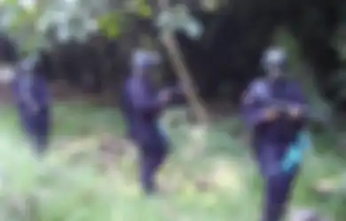 Demi Menempa Diri, Pasukan Tontaipur Berlatih Mengubur Diri dan Hanya Bemodal Pelepah Daun Pepaya untuk Bernapas