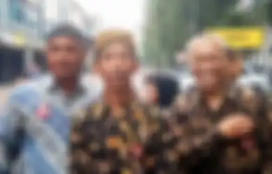 Jokowi Asli Mantu, Jokowi KW pun Diserbu Banyak Ajakan Selfie