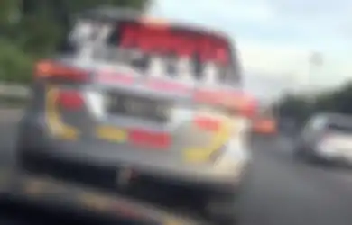 Toyota Fortuner yang Dipenuhi Stiker Keluhan Akhirnya Diangkut, Pemilik Diberi Mobil Pengganti