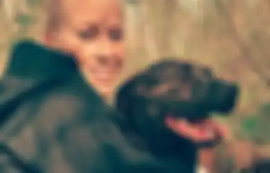 Sadis! Maksud Hati Ingin Mengajak Jalan-jalan, Wanita Ini Justru Dianiaya 2 Anjing Pitbull-nya hingga Meninggal Dunia