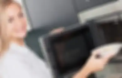 3 Makanan yang Tak Boleh Dipanaskan dengan Microwave