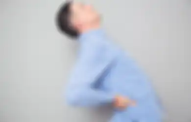 Jangan Pernah Mengertakkan Tulang Punggung Anda Hingga Berbunyi Krek, Ini Bahayanya!