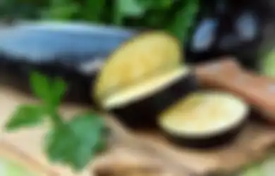 Sangat Mudah Dibuat, Minum Air Terong Selama 7 Hari Ternyata Punya 3 Manfaat Utama Bagi Kesehatan!