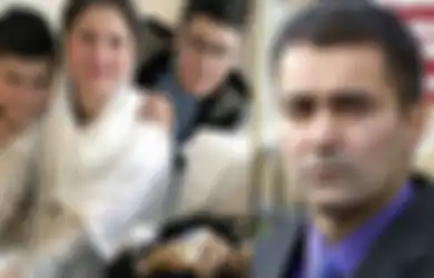 Derita Anak Kembar yang Bikin Nangis, Ayah Tutup Usia Akibat Kanker, Pihak Sekolah Justru Berencana Keluarkan Mereka