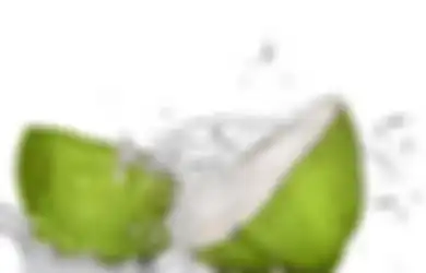 Merawat Wajah dengan Air Kelapa, 5 Manfaat Ini akan Anda Dapatkan dan Berikut Caranya!