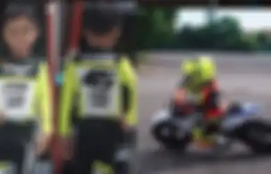 Bocah-bocah TK Penunggang Motor Mini: Jika Restu ‘Ditilang’ Polisi, Abimanyu Penuh Prestasi