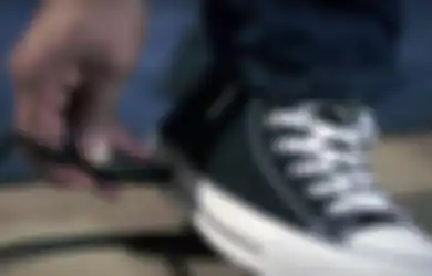 Converse All Wah, Efek Gitar di Sepatu Kita