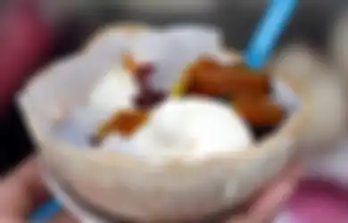 Es Krim Kelapa di Tengah Pasar Chatuchak