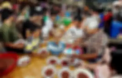 Menikmati Rendang Kerbau ala Suku Dayak