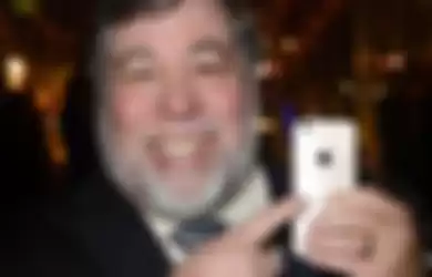 Steve Wozniak: iPhone dengan Layar Jumbo Seharusnya Ada Tiga Tahun Lalu