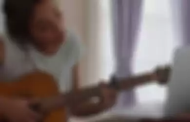 “The Song”, Ucapan Liburan Mengharukan dalam Iklan Baru Apple