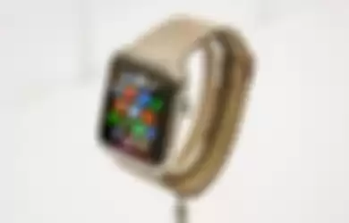 Perusahaan Ini Punya Layanan Murah Ubah Apple Watch Stainless Jadi Emas