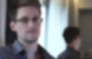 Edward Snowden Sebut Klaim FBI Soal Enkripsi iPhone “Omong Kosong”