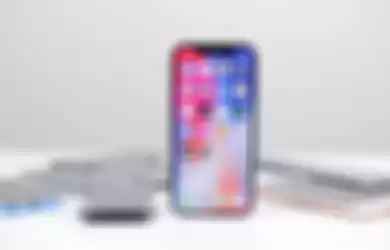 Apple Pangkas Separuh Produksi iPhone X di Kuartal 1 2018