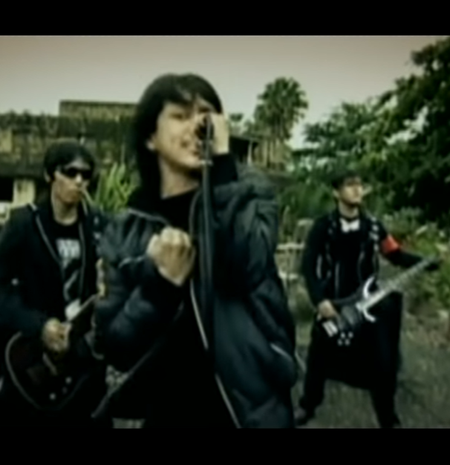 Lirik 'The Blessing' - Elevation Worship feat. Kari Jobe, Cody Carnes - Sonora.id