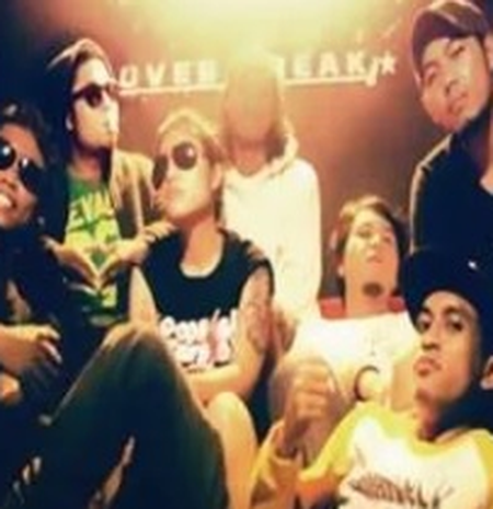 Baru Rilis, Ini Chord dan Lirik Lagu 'Old Me' Milik 5 ...