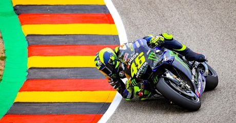 Valentino Rossi Enggan Rombak Krunya Saat Masuki Paruh Musim MotoGP