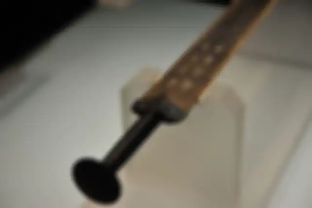 Pedang Goujian 