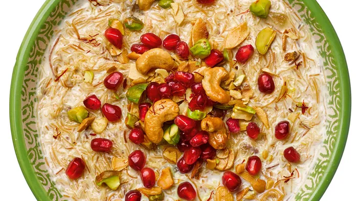 Bikin Ngiler! Berikut 7 Hidangan Khas Lebaran dari Berbagai Negara di  Dunia, Ada Sheer Khurma hingga Tufahija - Semua Halaman - Pop.Grid.ID