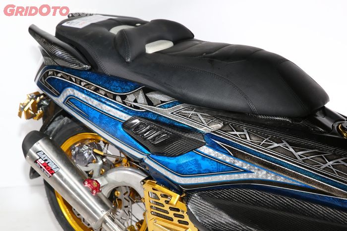 Yamaha NMAX  Dengan Grafis Matrix Jadi Best Airbrush  di 