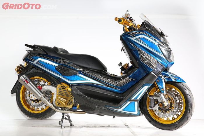 Yamaha NMAX  Dengan Grafis Matrix Jadi Best Airbrush  di 