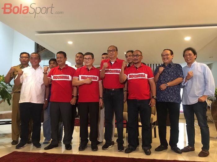Rahim Soekasah dan Doli Sinumba Siregar mendeklarasikan diri maju ke bursa pencalonan Ketum-Waketum PSSI, Senin (23/9/2019).