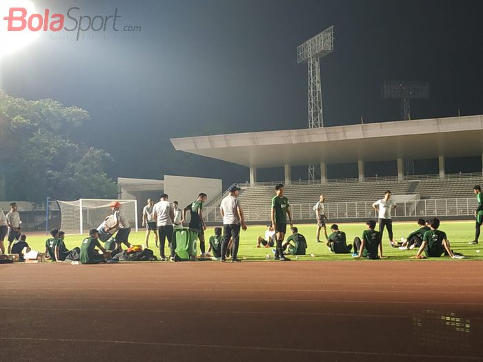 Suasana latihan timnas U-23 Indonesia di Stadion Madya, Jakarta, Jumat (25/10/2019).
