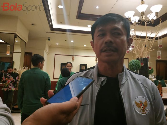 Pelatih timnas U-22 Indonesia, Indra Sjafri, di Hotel Sultan, Jakarta, Jumat (8/11/2019).