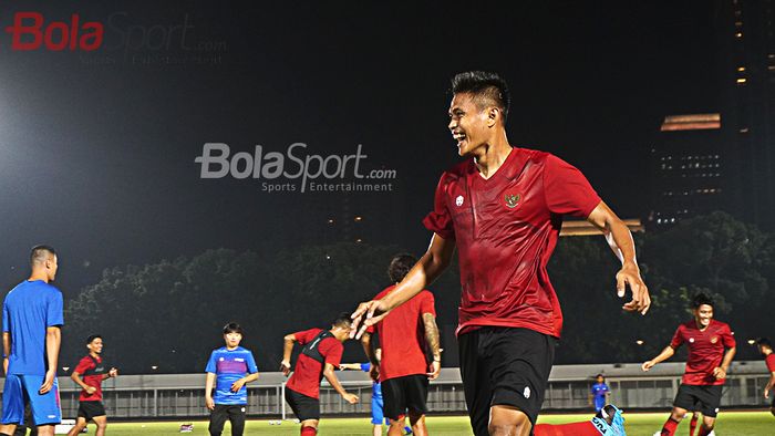 Bek Timnas Senior Indonesia, Fachrudin Aryanto, saat latihan di Lapangan Madya , Jakarta (14/02/2020)