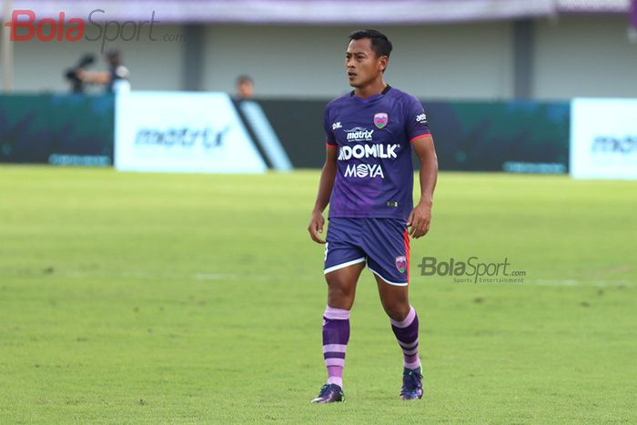 Penyerang Persita Tanggerang, Samsul Arif, saat ini tercatat sebagai striker lokal tertajam di era Liga 1.