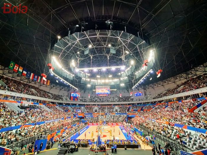 Suasana pertandingan antara Brasil dan Latvia di FIBA World Cup 2023, di Indonesia Arena Gelora Bung Karno, Jakarta, Minggu (3/9/2023).