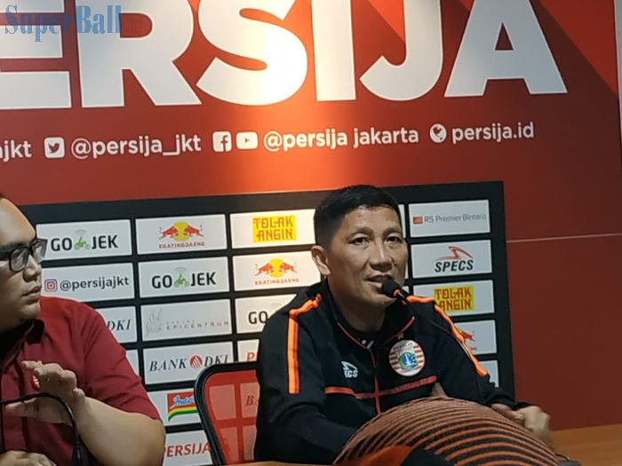 CEO Persija Jakarta, Ferry Paulus memberikan klarifikasi di Kantor Persija, Selasa (30/7/2019).