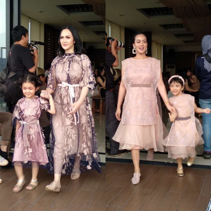 Koleksi kembar ibu anak busana lebaran 2019 dari <a href='http://www.tribunnews.com/tag/alto-prive' class='blue'>Alto Prive</a> x <a href='http://www.tribunnews.com/tag/tyna-kanna-mirdad' class='blue'>Tyna Kanna Mirdad</a>