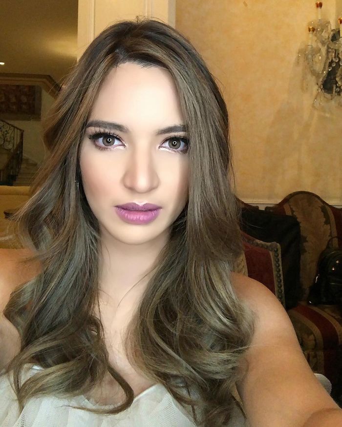 Model Rambut  Gerai Untuk Kebaya  Model Rambut  Indonesia