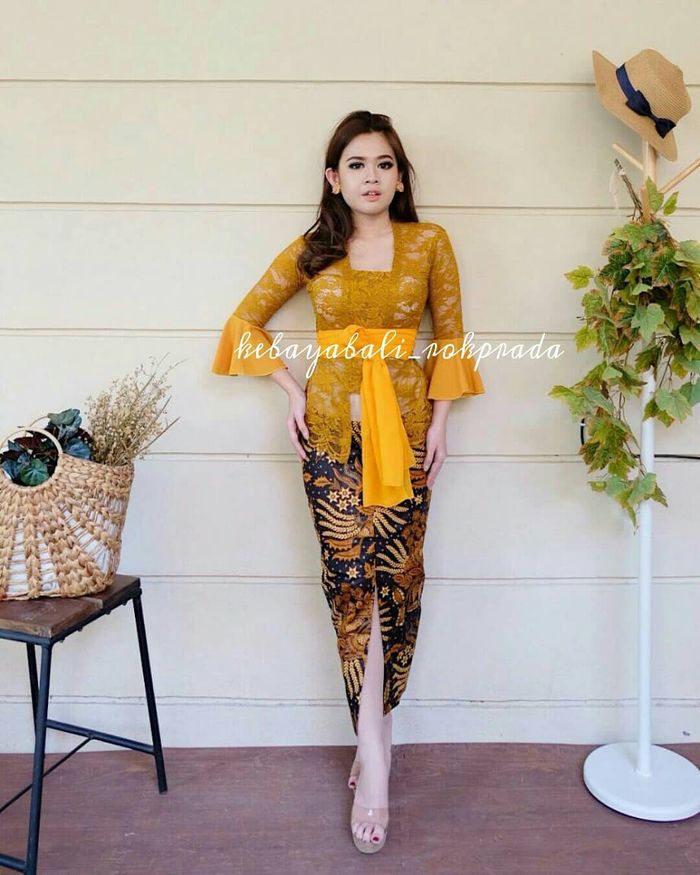 Tiru Gaya Anggun Marion Jola Dengan Kebaya Bali Harga Terjangkau Semua Halaman Stylo