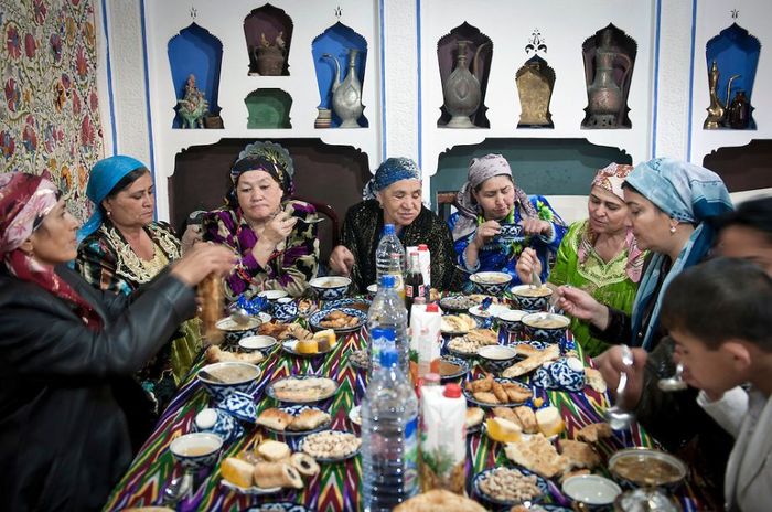 Budaya makan menggunakan tangan