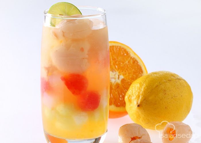 Es Jeruk Buah Leci