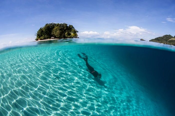 Kepulauan Solomon terkenal sebagai salah satu spot snorkeling dan diving