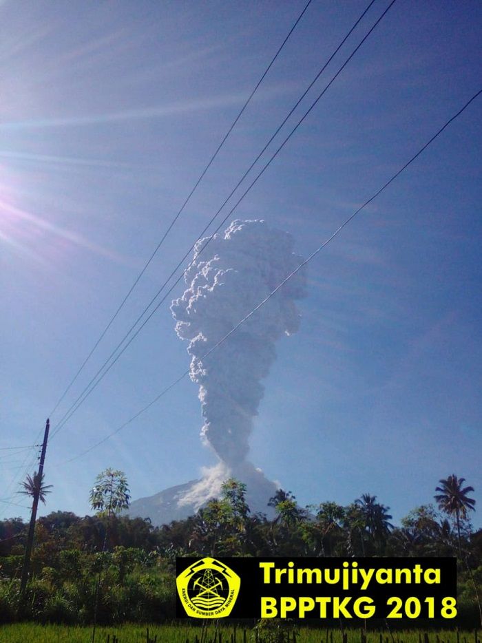 Visual Merapi saat terjadi letusan