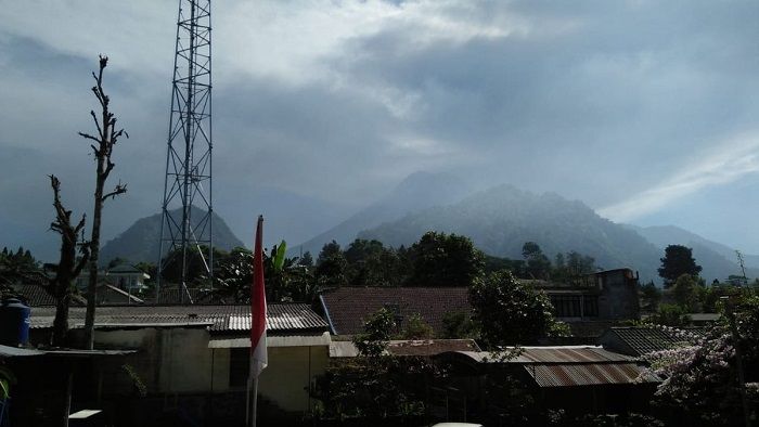 Visual Merapi dari PGM Kaliurang saat ini