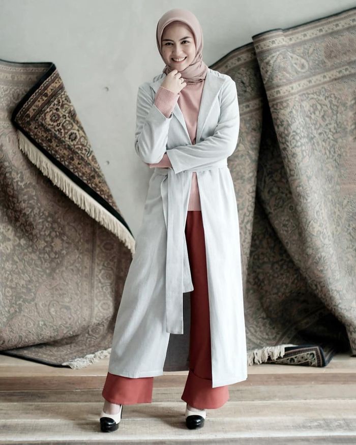 3 Ootd Fashion Hijab Ala Revalina S Temat Inspirasi Buat Outfit