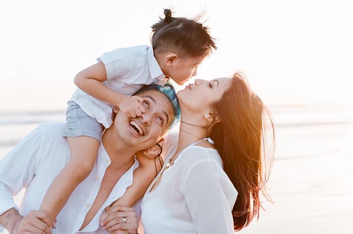 Ryan Delon dan Sharena Gunawan