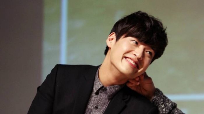 Kang Ha Neul