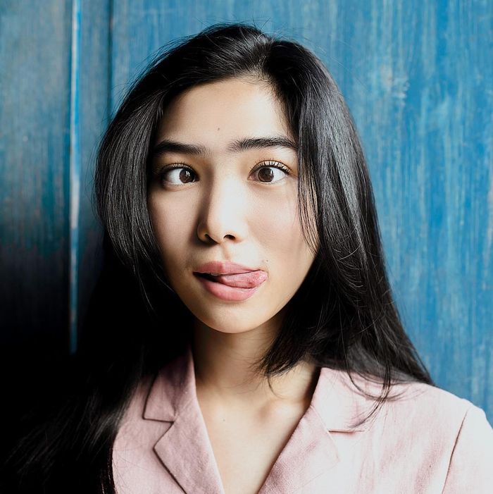 Download Isyana Sarasvati Akhirnya Rilis Music Video Winter Song