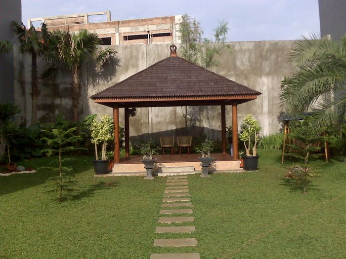 Tips Bangun Gazebo, Pilih Kayu Kamper pada Lantai, Jangan Lupa Perhatikan Skala Ruang!