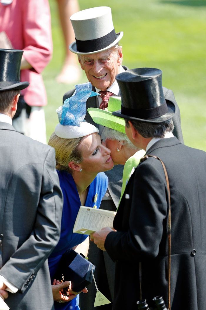 24 Foto Ratu Elizabeth dari Tahun ke Tahun, Ada Pangeran Harry Saat