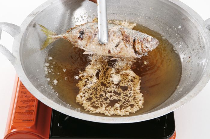 Minyak goreng rusak