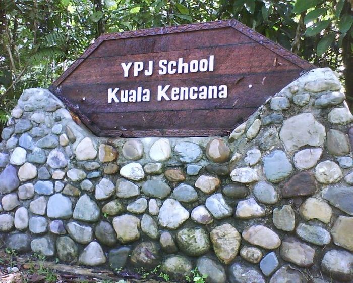 
Yayasan Pendidikan Jayawijaya di Kuala Kencana 