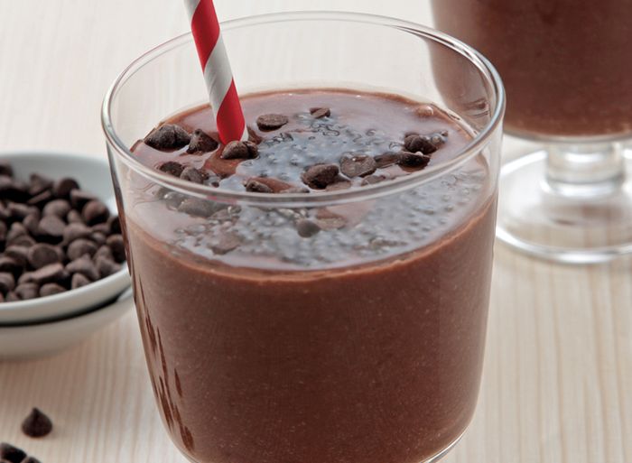 Chocolate Almond Banana Smoothies